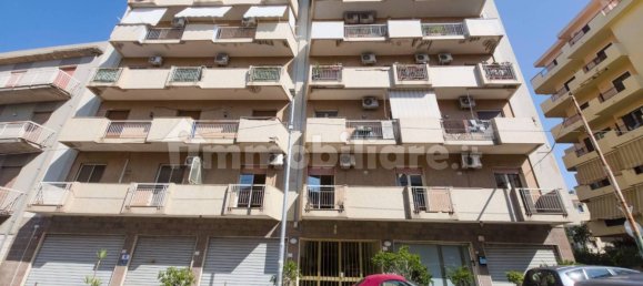 Apartamento T3 em Reggio Calabria, Italy N.º 340121 28