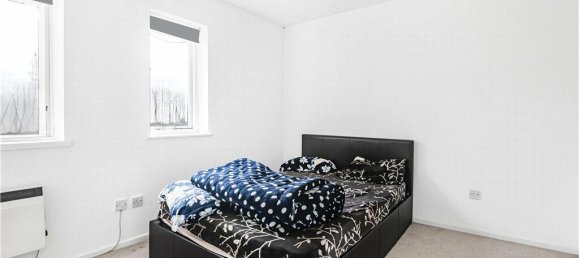 1 bedroom Apartment in Egham, United Kingdom No. 8661 4