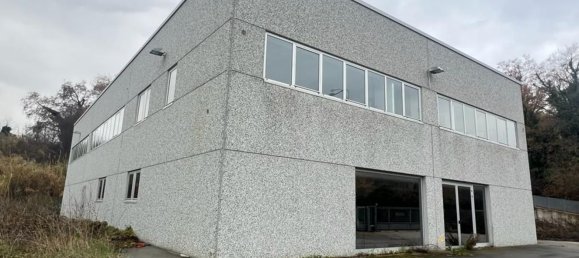 3-salle Entrepôt à Mozzagrogna, Italy No. 104518 5