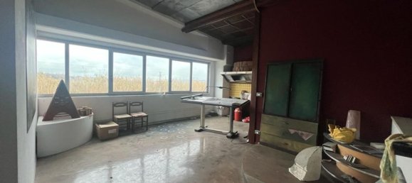 3-salle Entrepôt à Mozzagrogna, Italy No. 104518 27