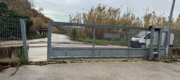 3-salle Entrepôt à Mozzagrogna, Italy No. 104518 7