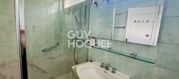 5 غرف نوم شقة في Noisy-le-Roi, France رقم 127981 4