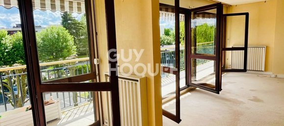 5 غرف نوم شقة في Noisy-le-Roi, France رقم 127981 2