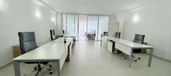 145m² Office in Saint Julian's, Malta No. 12354 8