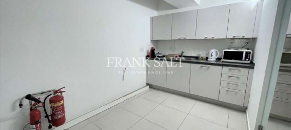 145m² Office in Saint Julian's, Malta No. 12354 12