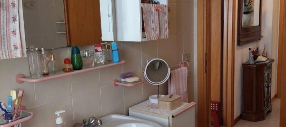 6 rooms Apartment in Bibbona, Italy No. 72407 22