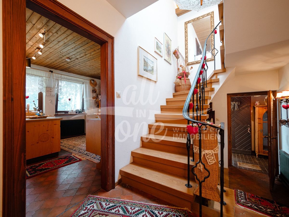 9 rooms House in Villach, Austria No. 97145