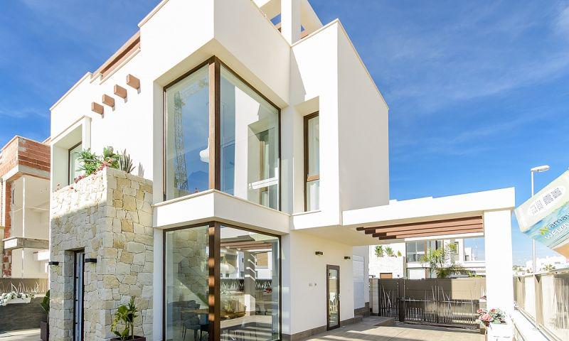 3 dormitorios villa en venta en Ciudad Quesada, Alicante, Comunidad Valenciana, Spain № 365041