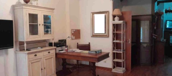 Квартира с 4 комнатами в Неттуно, Италия № 13322 6