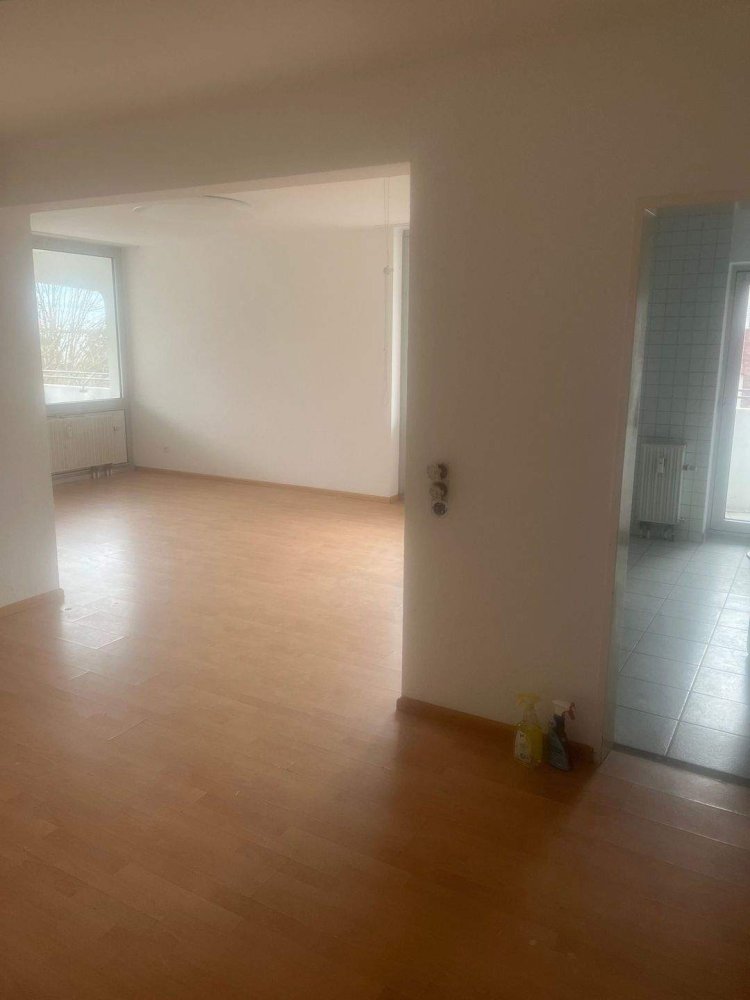 Apartamento de 4 habitaciónes en Cologne, Germany No. 240230