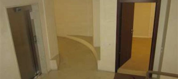 5 rooms Office in Bologna, Italy No. 277640 3