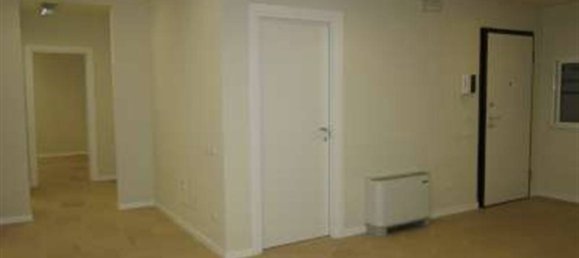 5 rooms Office in Bologna, Italy No. 277640 4