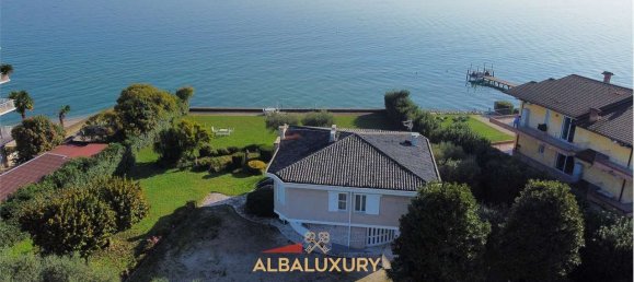 Вилла с 4 спальнями в Сирмионе, Италия № 123490 15