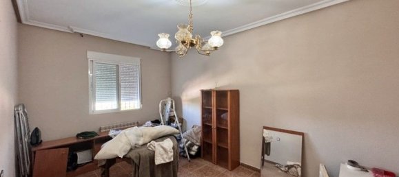 5 Schlafzimmer Haus in Linares, Spain, Nr. 181986 13