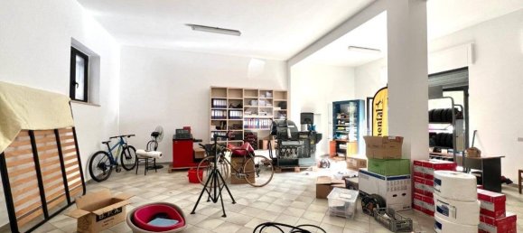 85m² Garage in Ceglie Messapica, Italy No. 76338 8