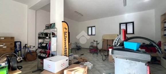 85m² Garage in Ceglie Messapica, Italy No. 76338 11