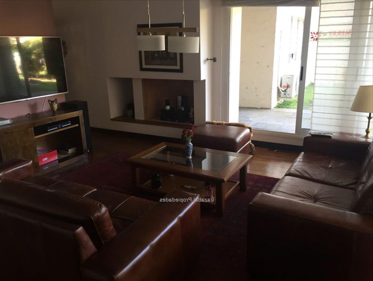 2 bedrooms Apartment in Montevideo, Uruguay No. 11331