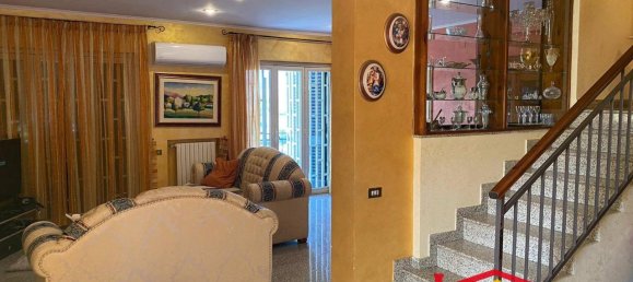 7 rooms Villa in Mendicino, Italy No. 111619 12