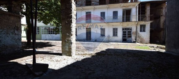 6-Zimmer Haus in Gozzano, Italy, Nr. 262626 4