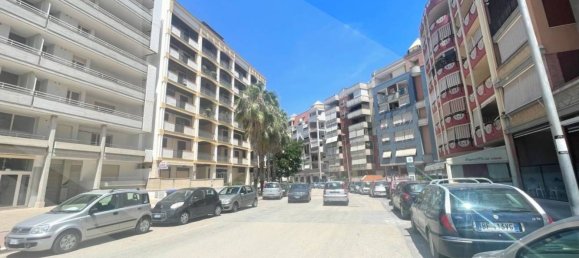 Apartamento de 4 habitaciónes en Andria, Italy No. 29464 15