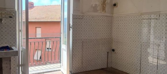 3 rooms Apartment in Davagna, Italy No. 279426 4