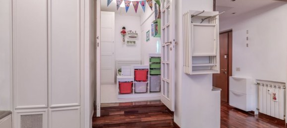 Квартира с 2 комнатами в Рим, Италия № 2041 15