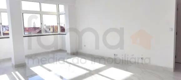 3 Schlafzimmer Wohnung in Cascais, Portugal, Nr. 72234 6
