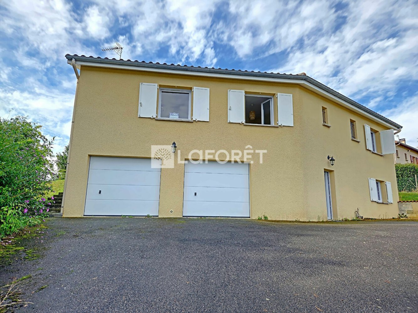Casa T3 em Saint-Medard-en-Forez, France N.º 358548