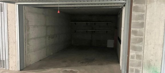 Garagem em Parma, Italy 20 m² N.º 337642 9