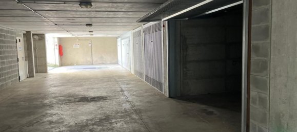 Garagem em Parma, Italy 20 m² N.º 337642 10