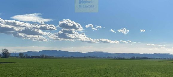 13 rooms House in Argenta, Italy No. 33139 18