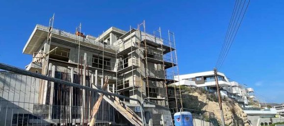 4 bedrooms Villa in Agios Athanasios, Cyprus No. 16852 13