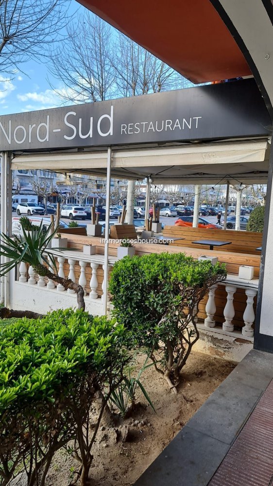 Propiedad comercial en Empuriabrava, Spain 100 m² No. 218172