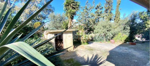 4 bedrooms Villa in Alcamo, Italy No. 168260 2
