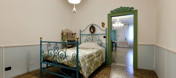 4 bedrooms Villa in Santa Maria di Sala, Italy No. 126284 22