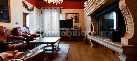 4 bedrooms Villa in Santa Maria di Sala, Italy No. 126284 4