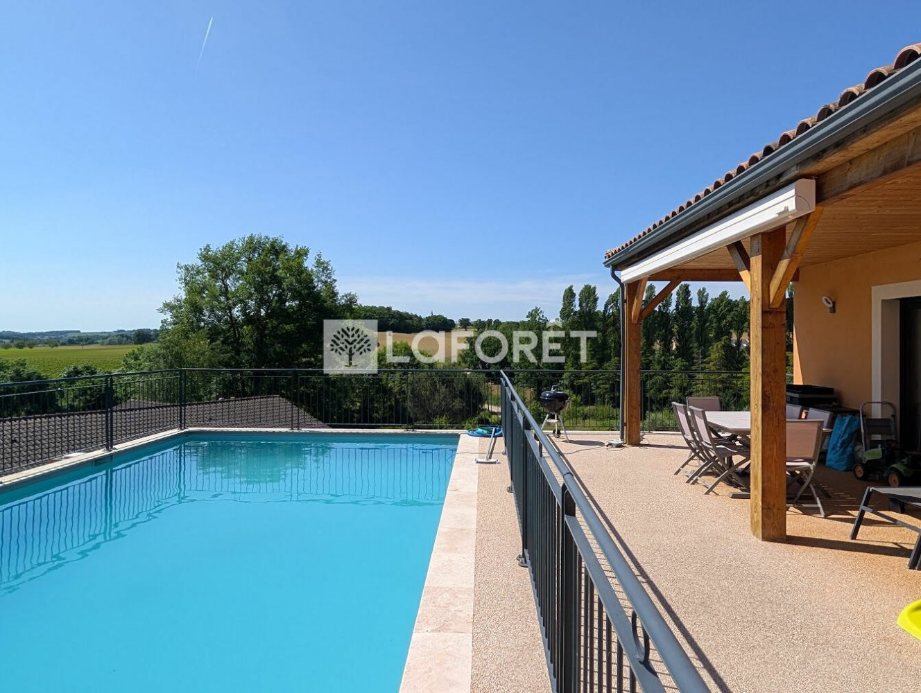 4 bedrooms Villa in Occitanie, France No. 292376