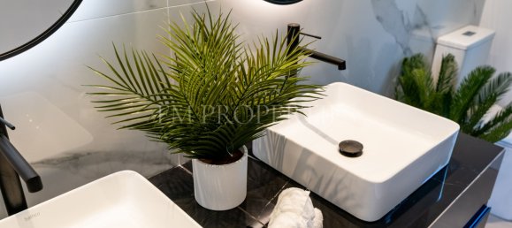 5 Schlafzimmer Villa in Marbella, Spain, Nr. 35611 14