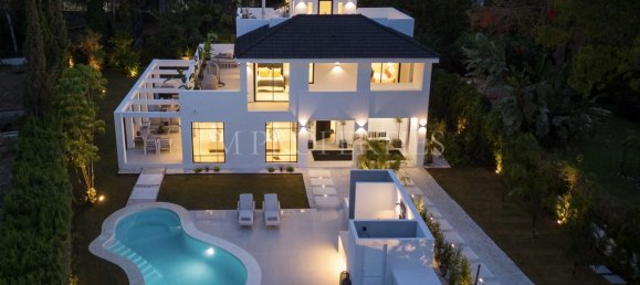 5 Schlafzimmer Villa in Marbella, Spain, Nr. 35611 34
