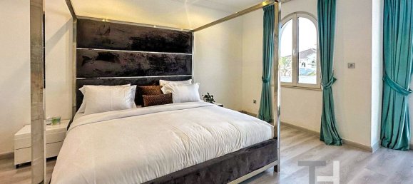 Villa de 4 dormitorios en Palm Jumeirah, UAE No. 95692 18