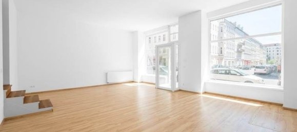 140m² Commercial property in Prato, Italy No. 48461 2