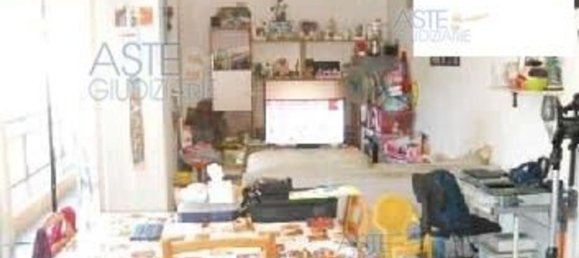 3 rooms Apartment in Valdilana, Italy No. 175326 7