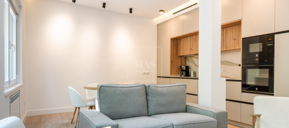 3 chambres Appartement à Madrid, Spain No. 207357 3