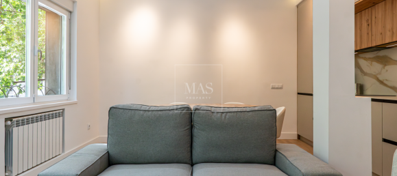 3 chambres Appartement à Madrid, Spain No. 207357 2