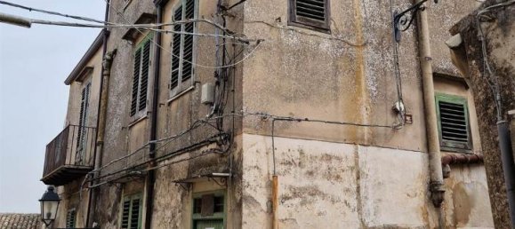 Casa de 7 divisões em Giuliana, Italy N.º 40380 2