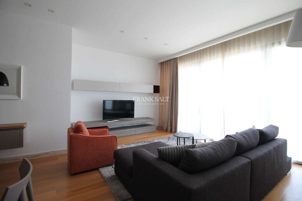 Apartamento de 3 dormitorios en Sliema, Malta No. 9861