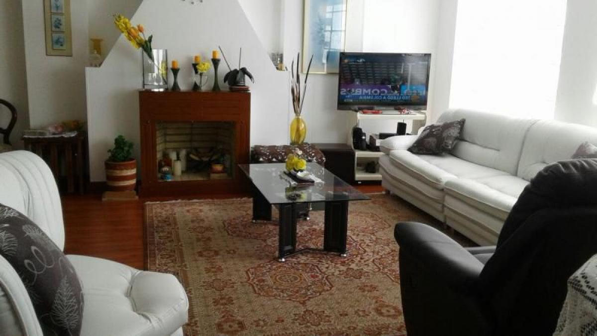 Дом с 3 спальнями в Богота, Колумбия № 11287