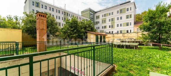 1 bedroom Apartment in Turin, Italy No. 12613 7