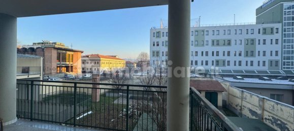 1 bedroom Apartment in Turin, Italy No. 12613 19