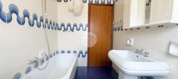 3 bedrooms Apartment in Termoli, Italy No. 336711 14